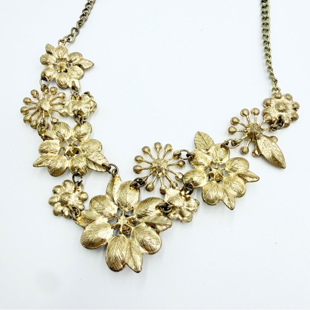 Vintage Charming Charlie Floral Statement Necklace Multicolor Gem Gold Tone - Picture 8 of 9